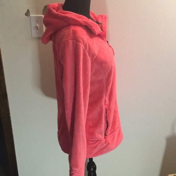 Free country women’s pink zip up sweater​​ - Picture 10 of 14